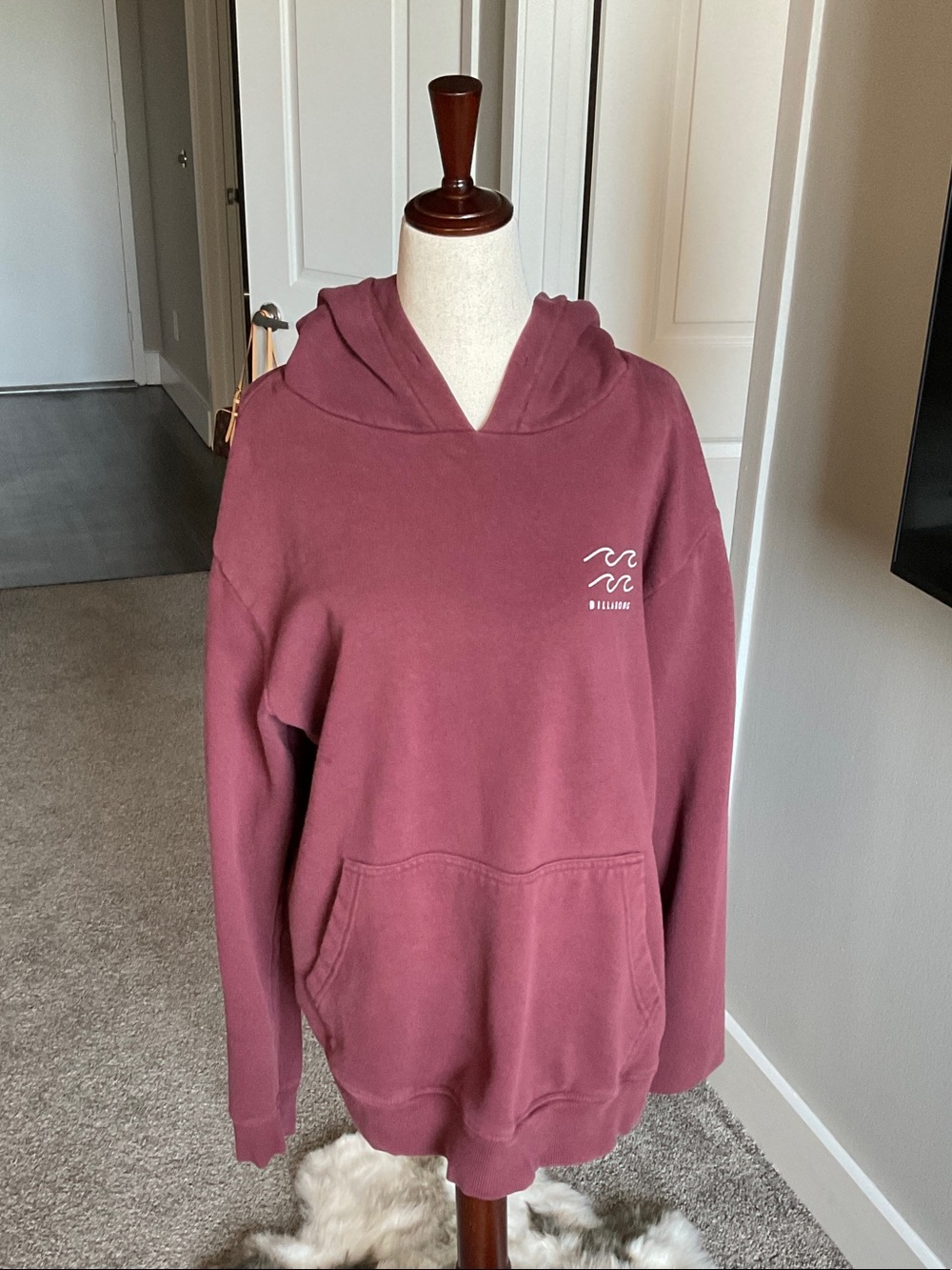 Billabong Women's Maroon Pullover Hoodie